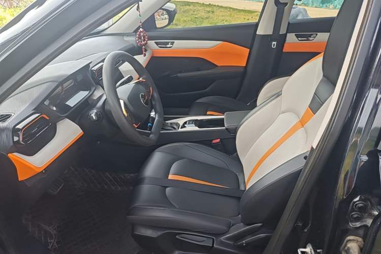 Used Dongfeng Aeolus Yixuan GS 2023 Mach Edition 1.5L Automatic Wealth Creation Version Left Front Seat
