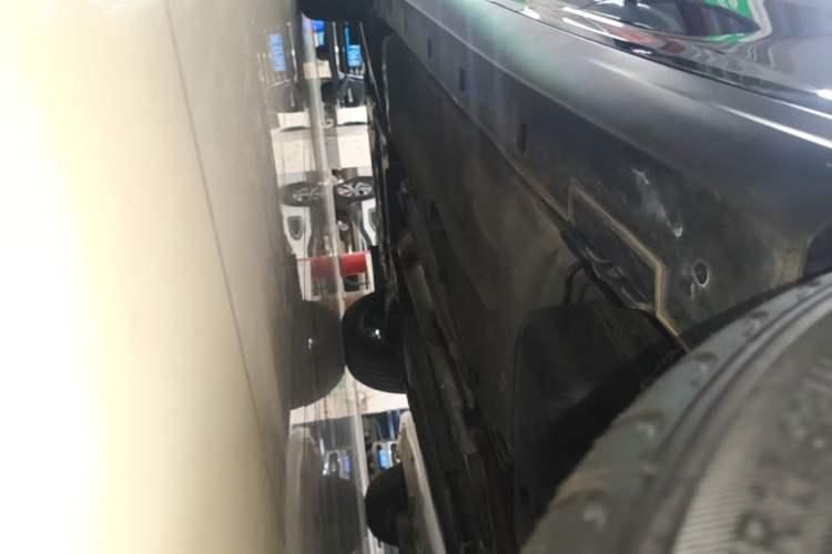 Used Dongfeng Aeolus Yixuan GS 2023 Mach Edition 1.5L Automatic Wealth Creation Version Left Side Sill