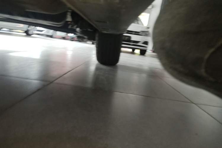 Used Dongfeng Aeolus Yixuan GS 2023 Mach Edition 1.5T Automatic LeKu Version Left Side Sill