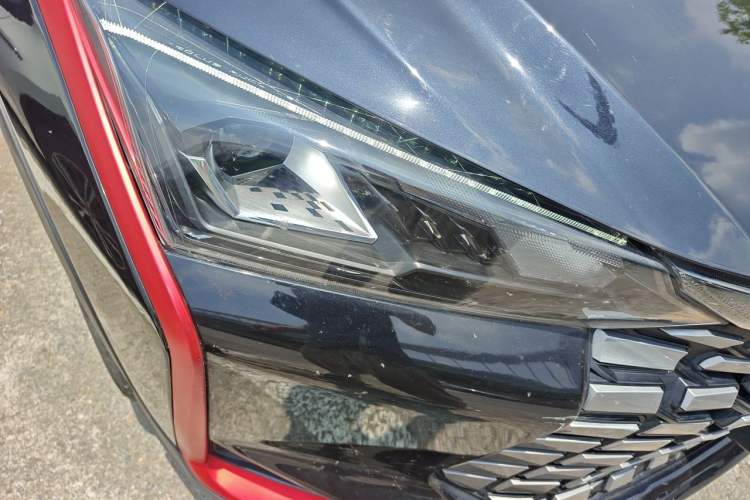Used Dongfeng Aeolus Yixuan GS 2023 Mach Edition 1.5L Automatic Wealth Creation Version Right Front Headlight