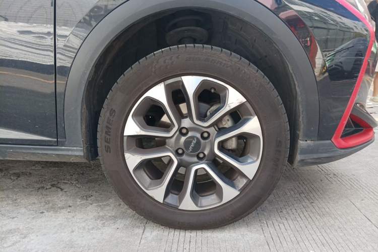 Used Dongfeng Aeolus Yixuan GS 2023 Mach Edition 1.5L Automatic Wealth Creation Version Right Front Wheel Hub