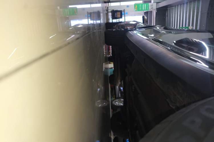 Used Dongfeng Aeolus Yixuan GS 2023 Mach Edition 1.5L Automatic Wealth Creation Version Right Side Sill