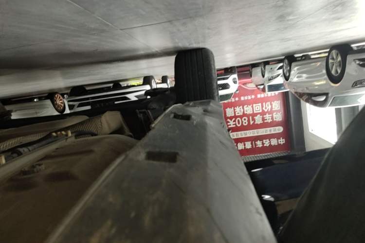 Used Dongfeng Aeolus Yixuan GS 2023 Mach Edition 1.5T Automatic LeKu Version Right Side Sill
