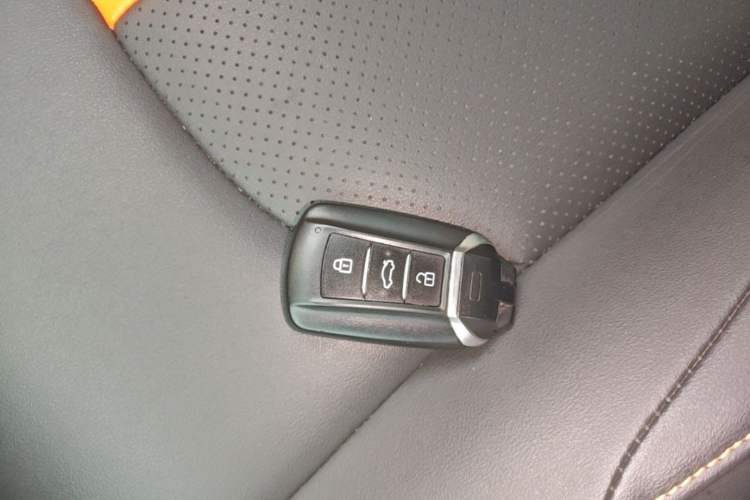 Used Dongfeng Aeolus Yixuan GS 2023 Mach Edition 1.5L Automatic Wealth Creation Version Vehicle Key