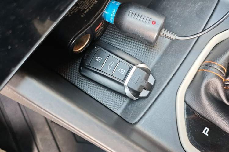 Used Dongfeng Aeolus Yixuan GS 2023 Mach Edition 1.5L Automatic Wealth Creation Version Vehicle Key