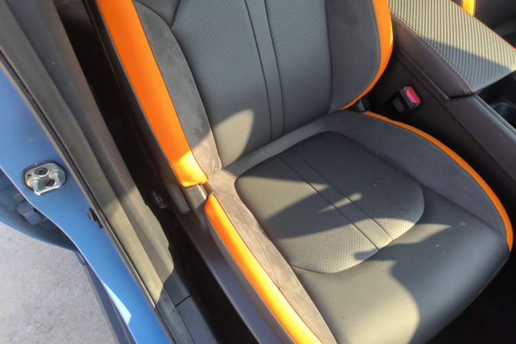 Used Dongfeng Aeolus Yixuan GS 2023 Mach Edition 1.5T Automatic LeKu Version Right Front Seat