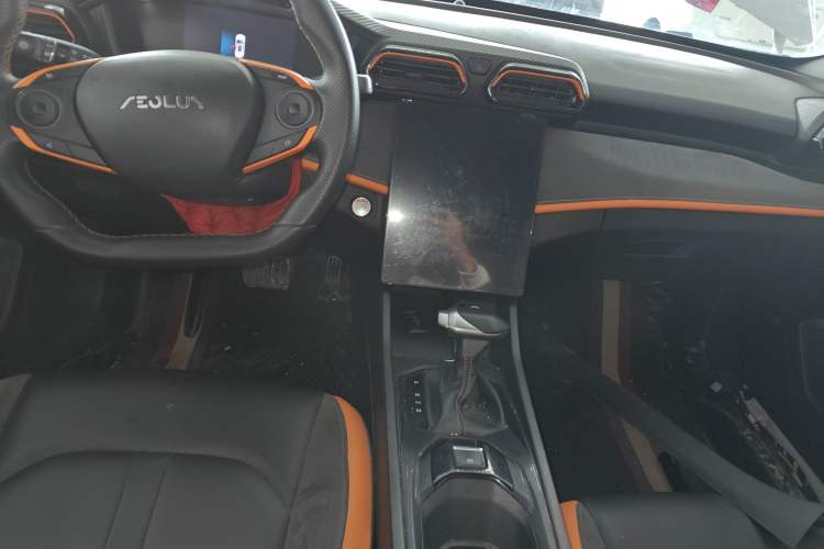 Used Dongfeng Aeolus Yixuan GS 2023 Mach Edition 1.5T Automatic LeKu Version Audio And AC Panel