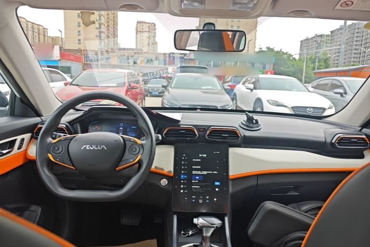 Used Dongfeng Aeolus Yixuan GS 2023 Mach Edition 1.5L Automatic Wealth Creation Version Center Console