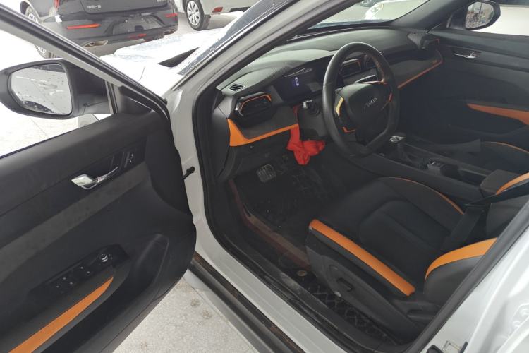 Used Dongfeng Aeolus Yixuan GS 2023 Mach Edition 1.5T Automatic LeKu Version Driver Seat