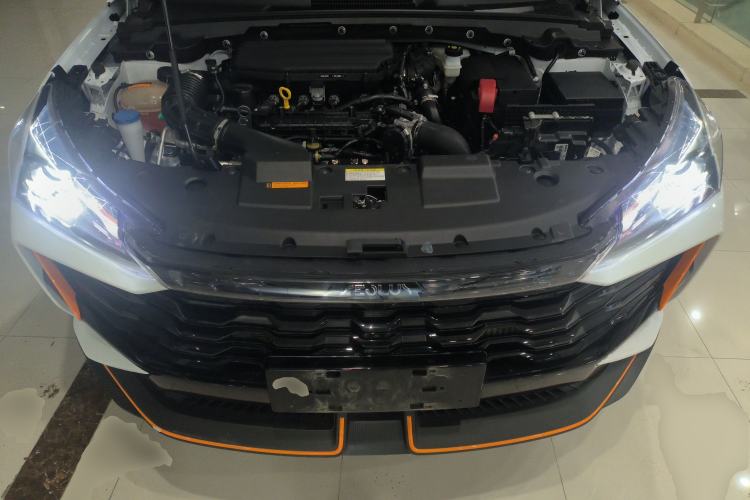 Used Dongfeng Aeolus Yixuan GS 2023 Mach Edition 1.5T Automatic LeKu Version Engine Bay