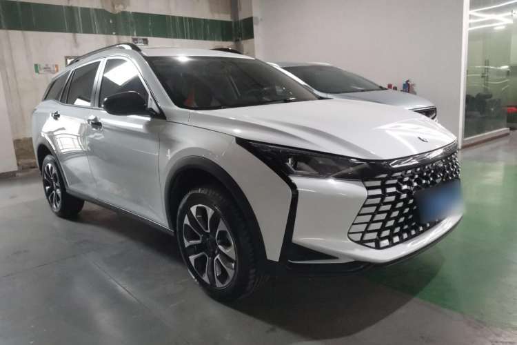 Used Dongfeng Aeolus Yixuan GS 2023 Mach Edition 1.5L Automatic Wealth Creation Version Front Right 45 Deg