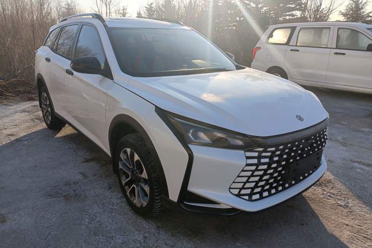Used Dongfeng Aeolus Yixuan GS 2023 Mach Edition 1.5L Automatic Wealth Creation Version Front Right 45 Deg