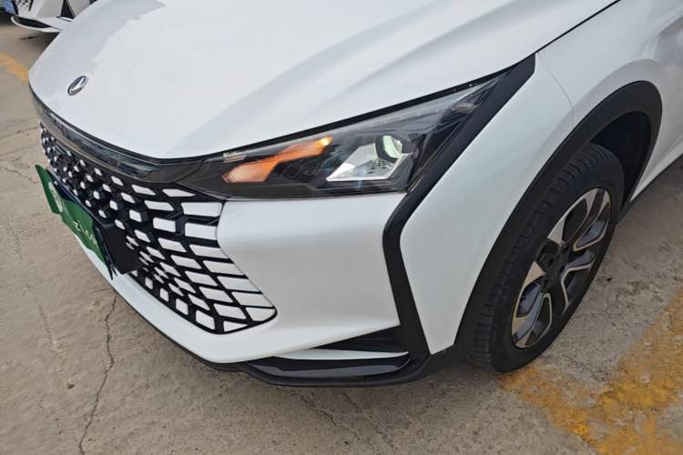 Used Dongfeng Aeolus Yixuan GS 2023 Mach Edition 1.5L Automatic Wealth Creation Version Left Front Headlight