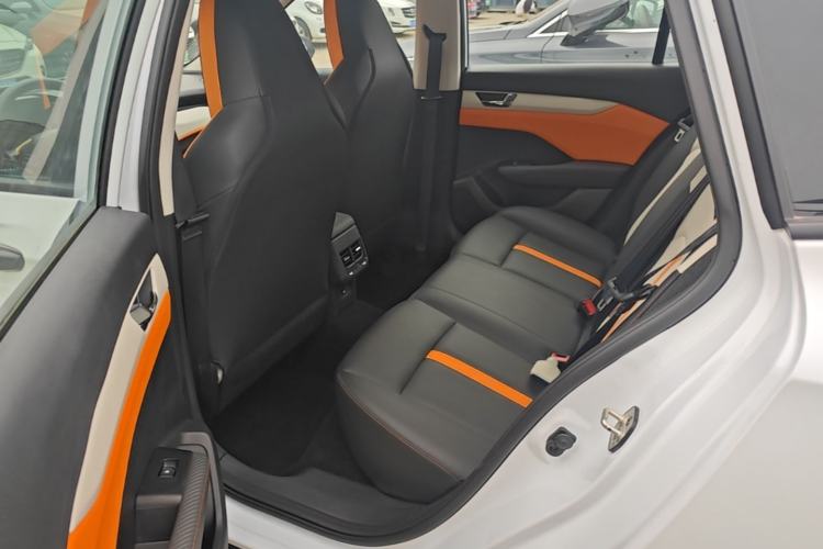 Used Dongfeng Aeolus Yixuan GS 2023 Mach Edition 1.5L Automatic Wealth Creation Version Left Rear Seat