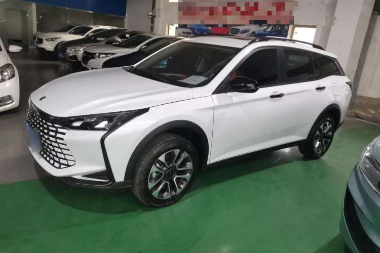 Used Dongfeng Aeolus Yixuan GS 2023 Mach Edition 1.5L Automatic Wealth Creation Version Left Side