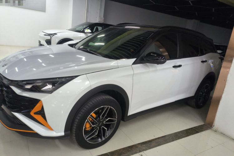 Used Dongfeng Aeolus Yixuan GS 2023 Mach Edition 1.5T Automatic LeKu Version Left Side