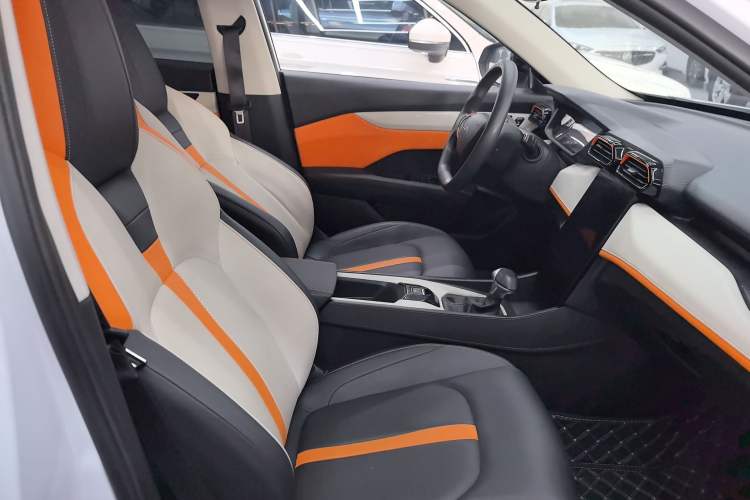 Used Dongfeng Aeolus Yixuan GS 2023 Mach Edition 1.5L Automatic Wealth Creation Version Right Front Seat