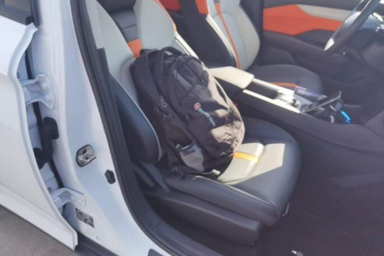 Used Dongfeng Aeolus Yixuan GS 2023 Mach Edition 1.5L Automatic Wealth Creation Version Right Front Seat