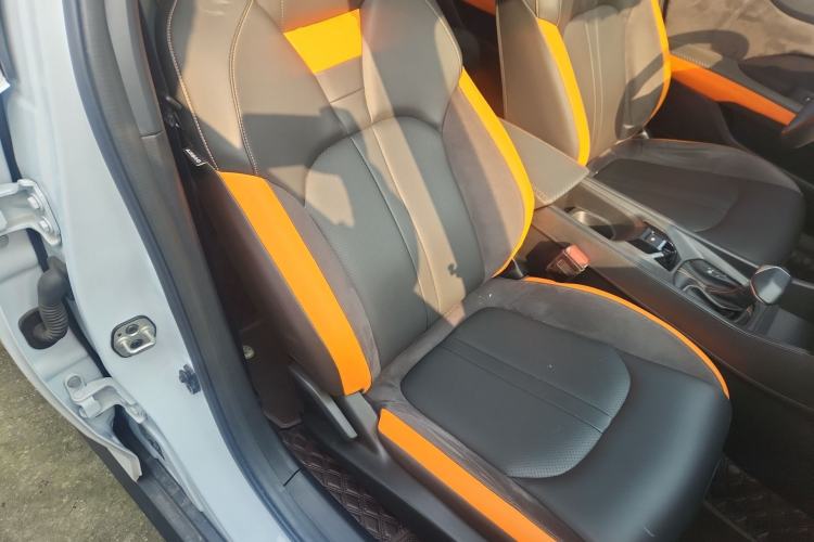 Used Dongfeng Aeolus Yixuan GS 2023 Mach Edition 1.5T Automatic LeKu Version Right Front Seat