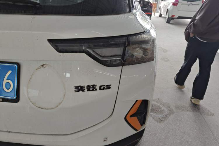 Used Dongfeng Aeolus Yixuan GS 2023 Mach Edition 1.5T Automatic LeKu Version Right Rear Taillight