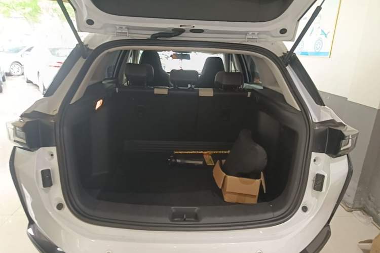 Used Dongfeng Aeolus Yixuan GS 2023 Mach Edition 1.5L Automatic Wealth Creation Version Trunk