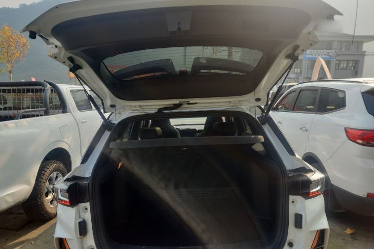 Used Dongfeng Aeolus Yixuan GS 2023 Mach Edition 1.5T Automatic LeKu Version Trunk