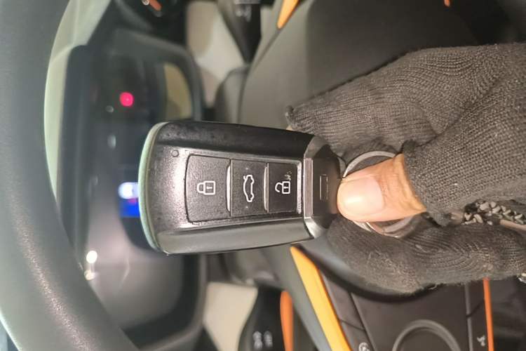 Used Dongfeng Aeolus Yixuan GS 2023 Mach Edition 1.5L Automatic Wealth Creation Version Vehicle Key