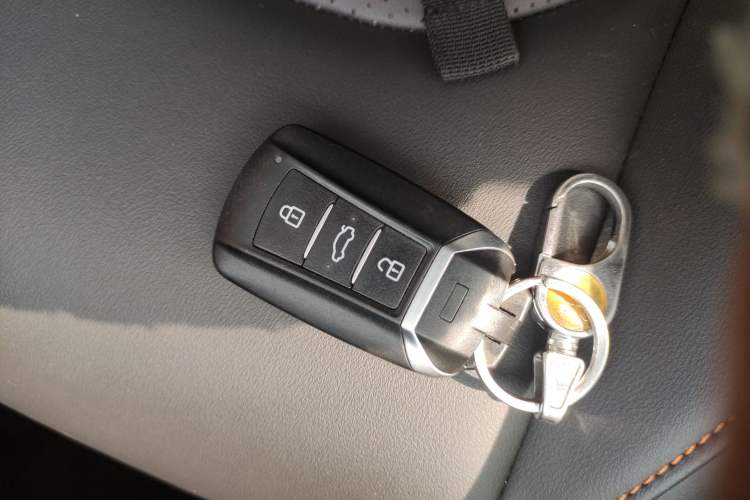 Used Dongfeng Aeolus Yixuan GS 2023 Mach Edition 1.5L Automatic Wealth Creation Version Vehicle Key