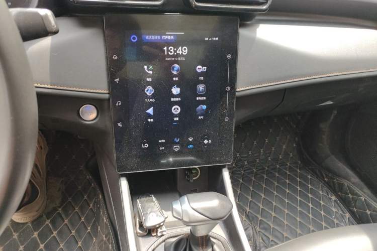 Used Dongfeng Aeolus Yixuan GS 2024 Mach Edition 1.5L Automatic Starry Version Audio And AC Panel