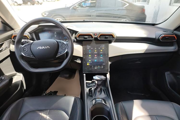 Used Dongfeng Aeolus Yixuan GS 2024 Mach Edition 1.5L Automatic Starry Version Center Console