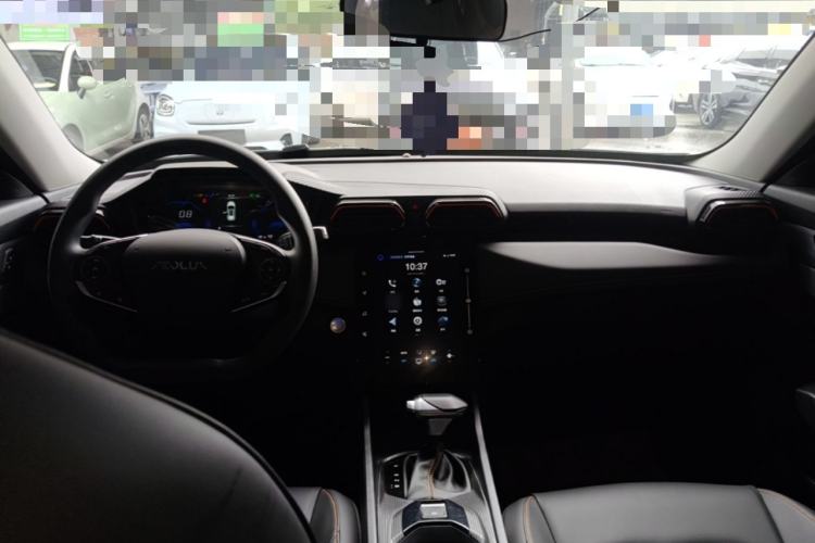 Used Dongfeng Aeolus Yixuan GS 2024 Mach Edition 1.5L Automatic Starry Version Center Console