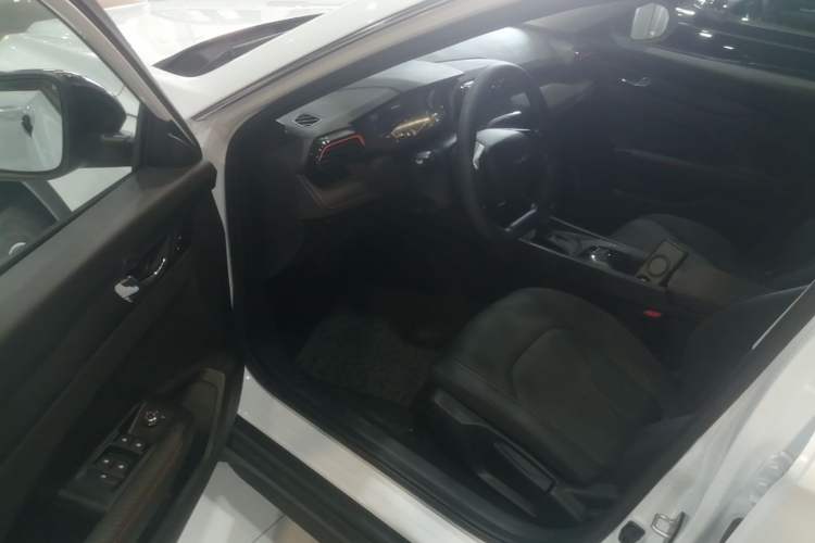 Used Dongfeng Aeolus Yixuan GS 2024 Mach Edition 1.5L Automatic Starry Version Driver Seat
