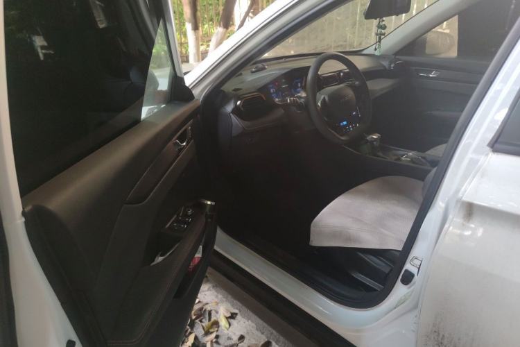 Used Dongfeng Aeolus Yixuan GS 2024 Mach Edition 1.5L Automatic Starry Version Driver Seat
