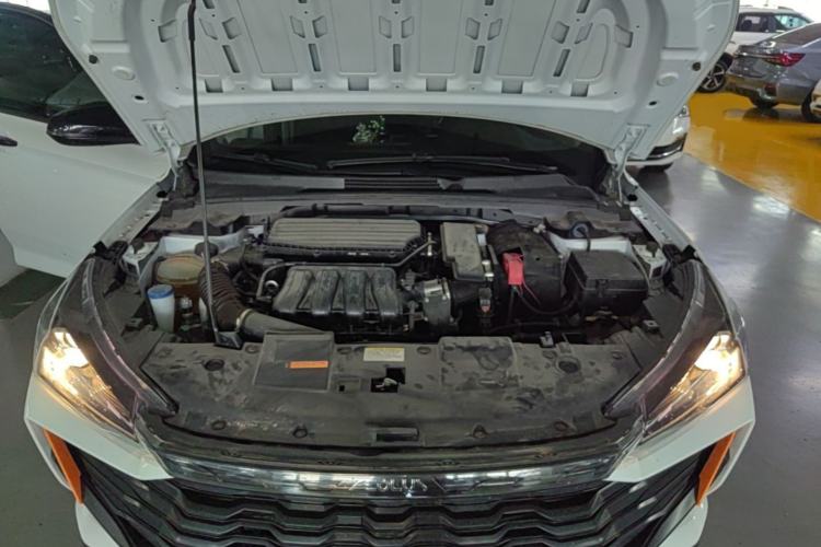 Used Dongfeng Aeolus Yixuan GS 2024 Mach Edition 1.5L Automatic Starry Version Engine Bay