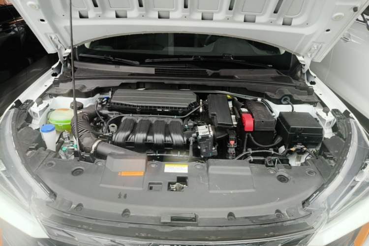 Used Dongfeng Aeolus Yixuan GS 2024 Mach Edition 1.5L Automatic Starry Version Engine Bay
