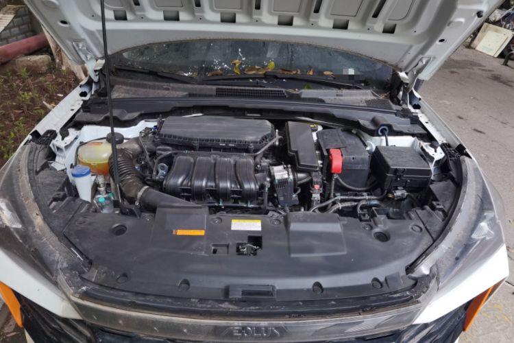 Used Dongfeng Aeolus Yixuan GS 2024 Mach Edition 1.5L Automatic Starry Version Engine Bay