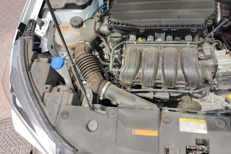 Used Dongfeng Aeolus Yixuan GS 2024 Mach Edition 1.5L Automatic Starry Version Engine Bay Right