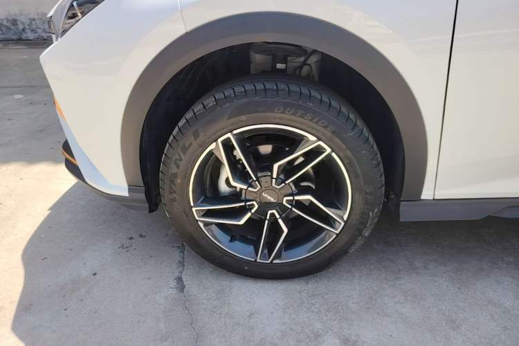 Used Dongfeng Aeolus Yixuan GS 2024 Mach Edition 1.5L Automatic Starry Version Exterior 4