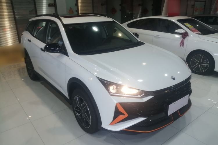 Used Dongfeng Aeolus Yixuan GS 2024 Mach Edition 1.5L Automatic Starry Version Front Right 45 Deg