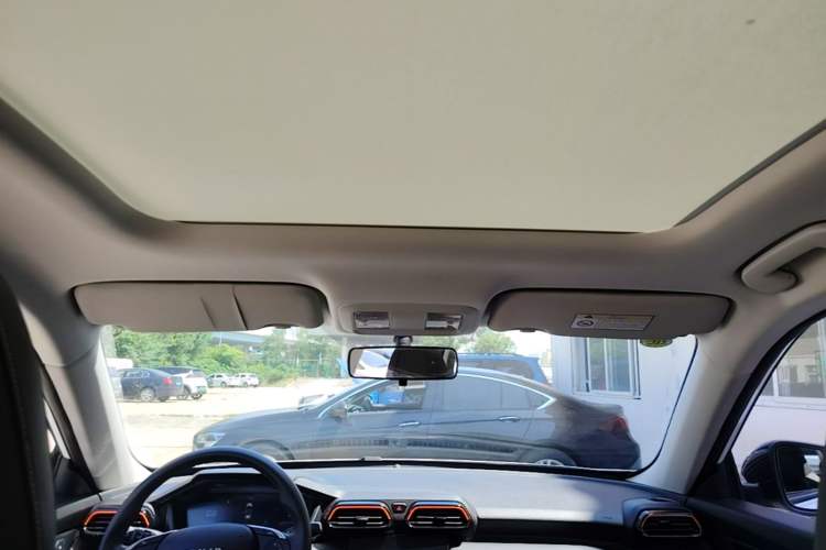 Used Dongfeng Aeolus Yixuan GS 2024 Mach Edition 1.5L Automatic Starry Version Headliner