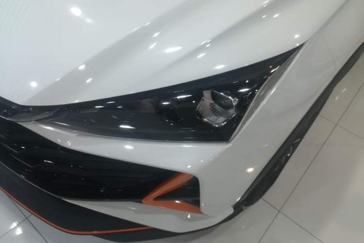 Used Dongfeng Aeolus Yixuan GS 2024 Mach Edition 1.5L Automatic Starry Version Left Front Headlight