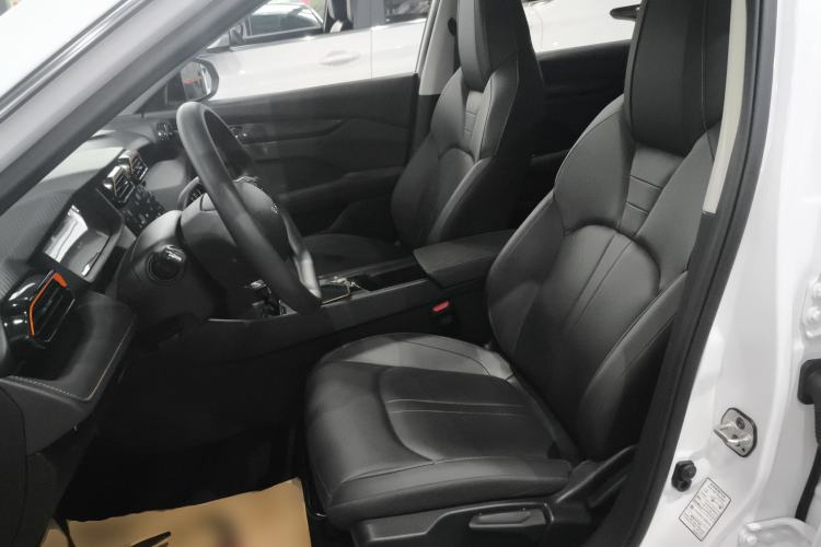 Used Dongfeng Aeolus Yixuan GS 2024 Mach Edition 1.5L Automatic Starry Version Left Front Seat