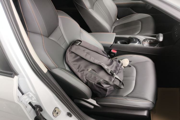 Used Dongfeng Aeolus Yixuan GS 2024 Mach Edition 1.5L Automatic Starry Version Right Front Seat
