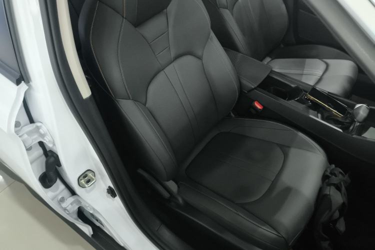 Used Dongfeng Aeolus Yixuan GS 2024 Mach Edition 1.5L Automatic Starry Version Right Front Seat