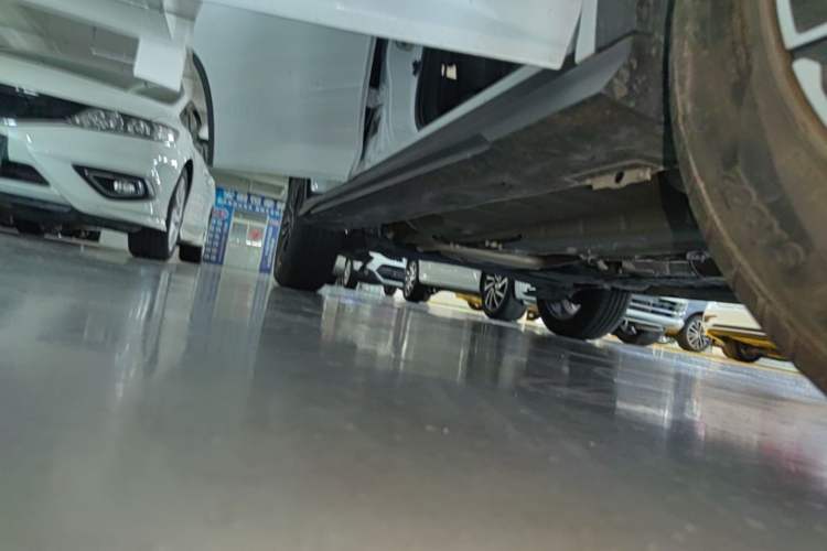 Used Dongfeng Aeolus Yixuan GS 2024 Mach Edition 1.5L Automatic Starry Version Right Side Sill
