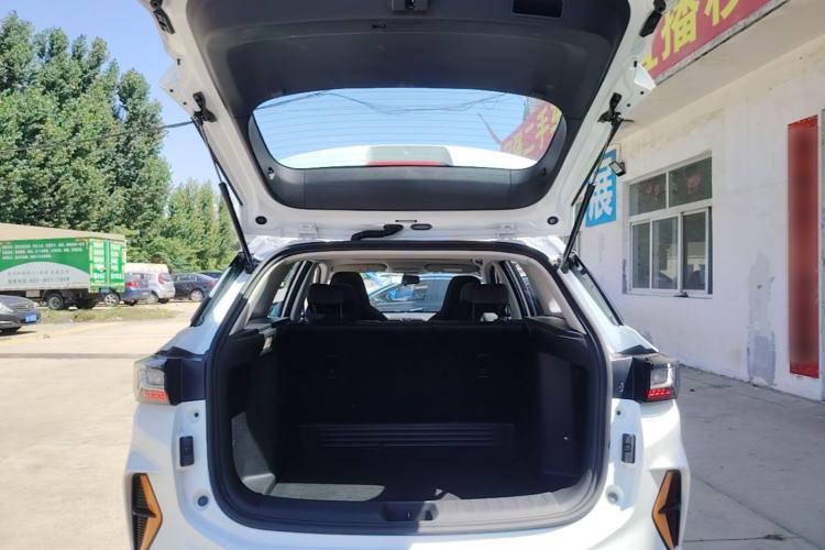 Used Dongfeng Aeolus Yixuan GS 2024 Mach Edition 1.5L Automatic Starry Version Trunk