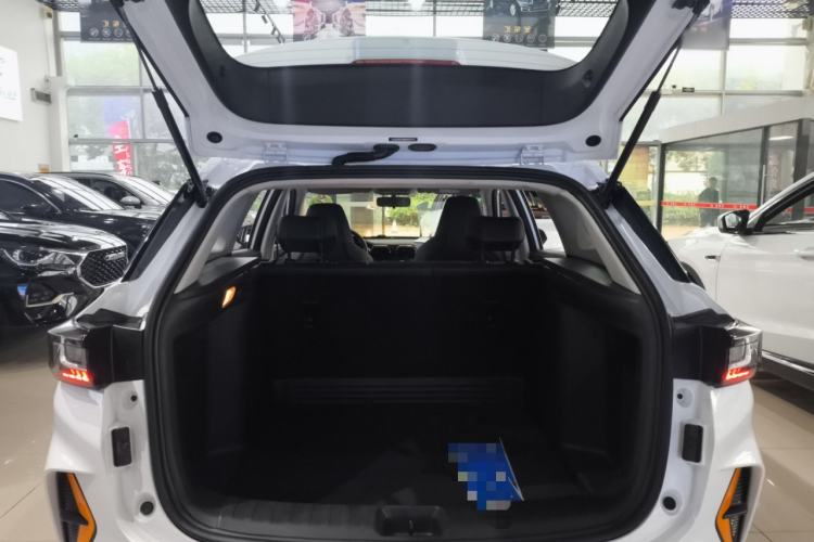 Used Dongfeng Aeolus Yixuan GS 2024 Mach Edition 1.5L Automatic Starry Version Trunk