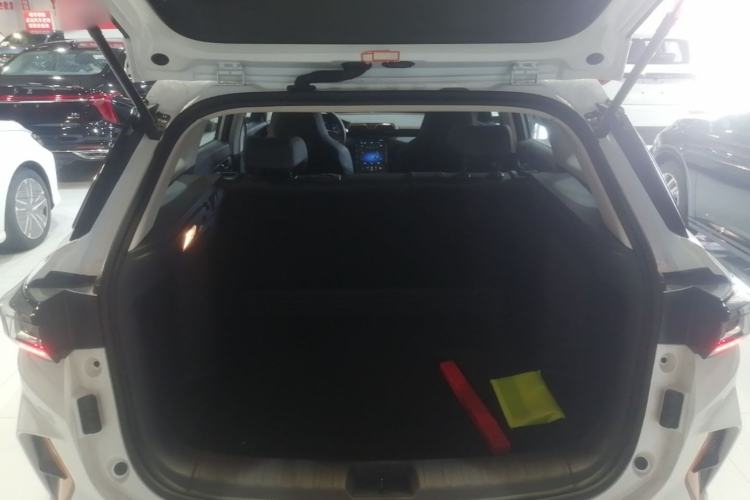 Used Dongfeng Aeolus Yixuan GS 2024 Mach Edition 1.5L Automatic Starry Version Trunk