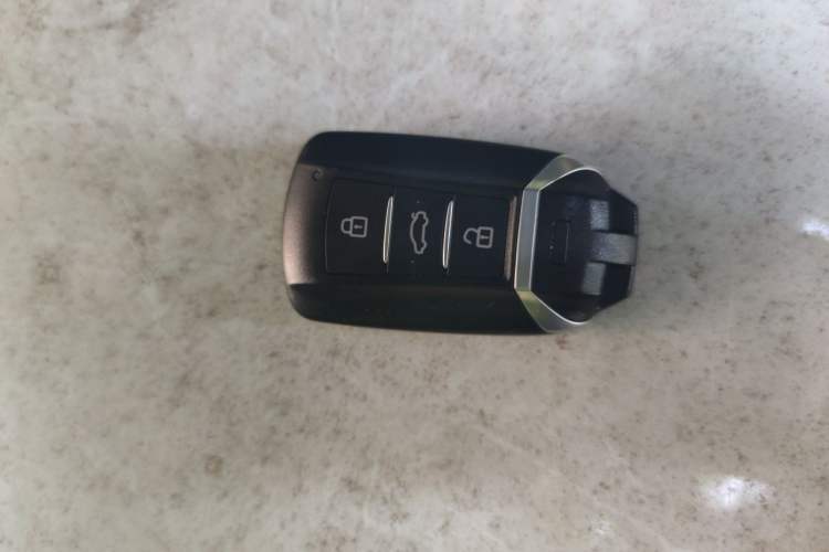 Used Dongfeng Aeolus Yixuan GS 2024 Mach Edition 1.5L Automatic Starry Version Vehicle Key