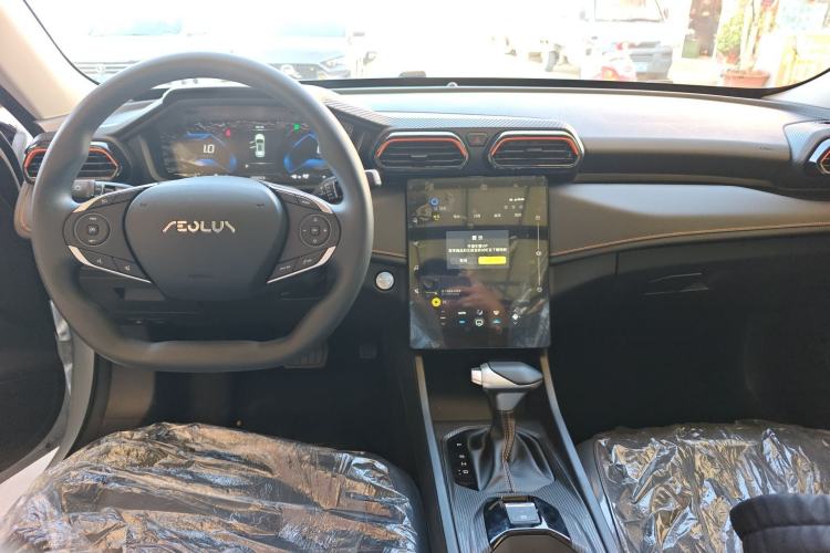 Used Dongfeng Aeolus Yixuan GS 2025 Mach-Edition 1.5L Automatic Starry Edition Center Console